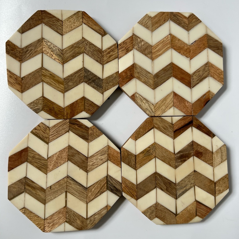 SALT & UMBER Set of 4 Mango Wood Coasters
